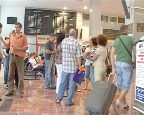 ANAT a repatriat 900 de turişti din Antalya